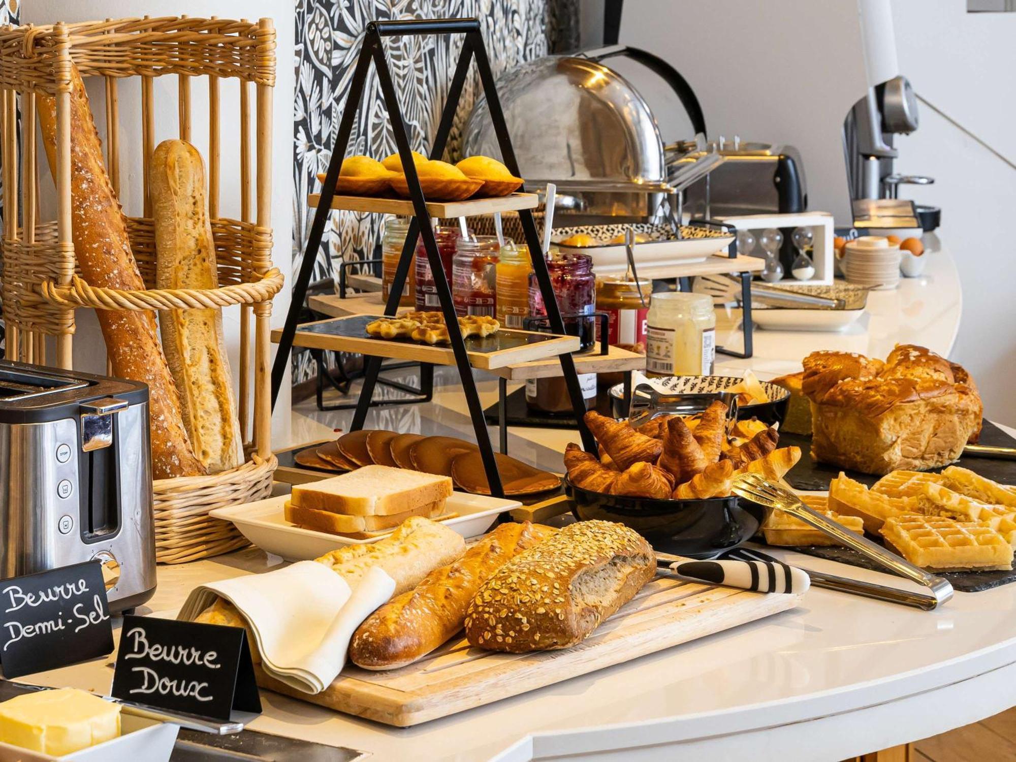 Mercure Lille Roubaix Grand Hotel Ngoại thất bức ảnh