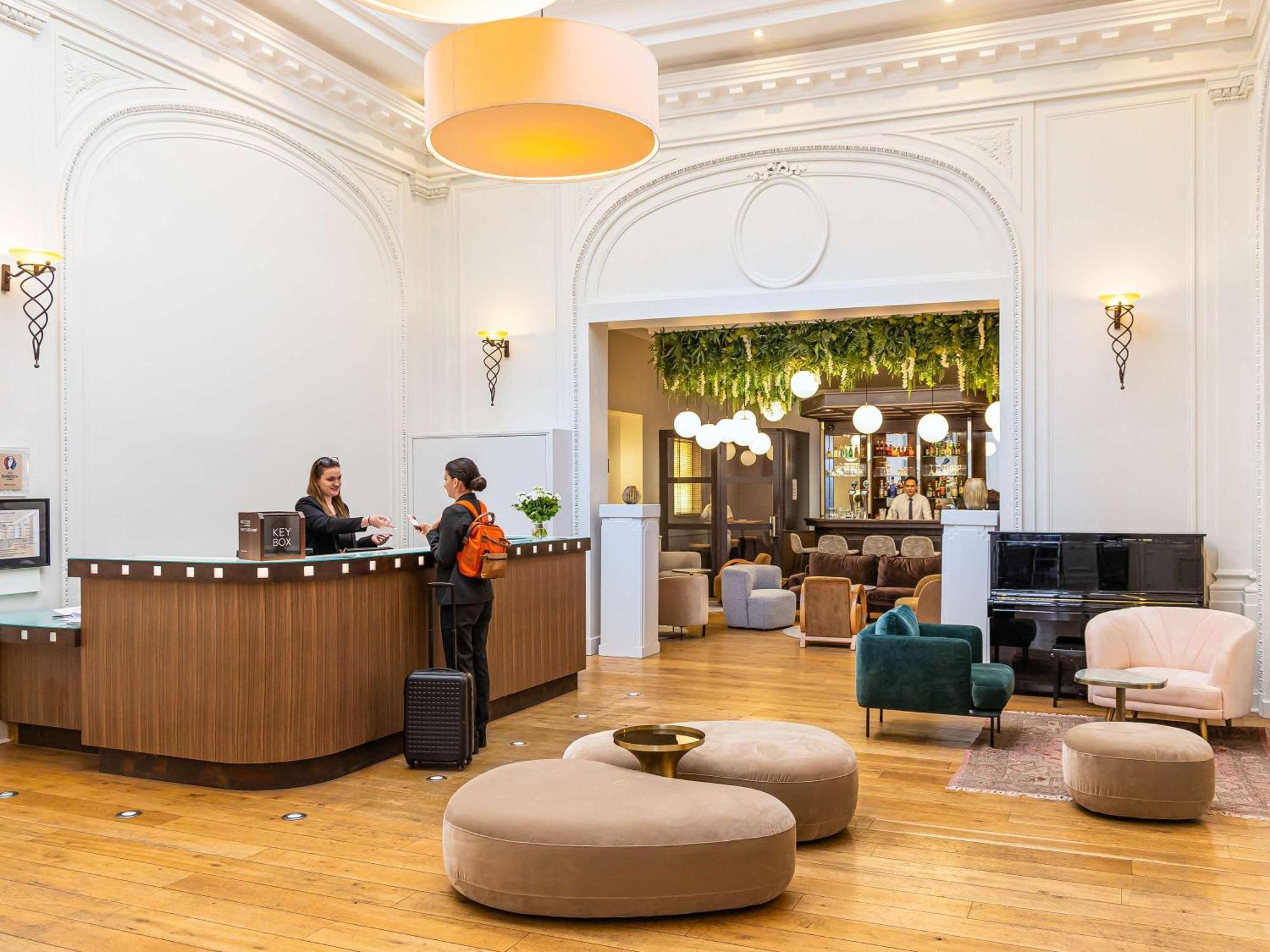 Mercure Lille Roubaix Grand Hotel Ngoại thất bức ảnh